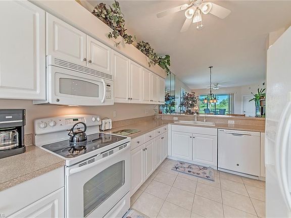 4th image of 9500 Highland Woods Blvd #101