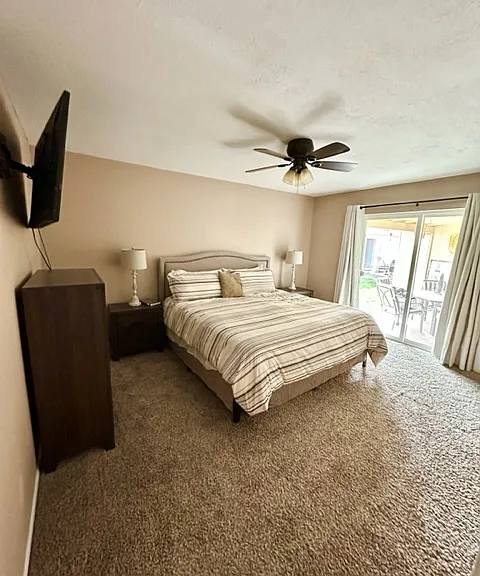1247 W Devonshire St — Photo 4