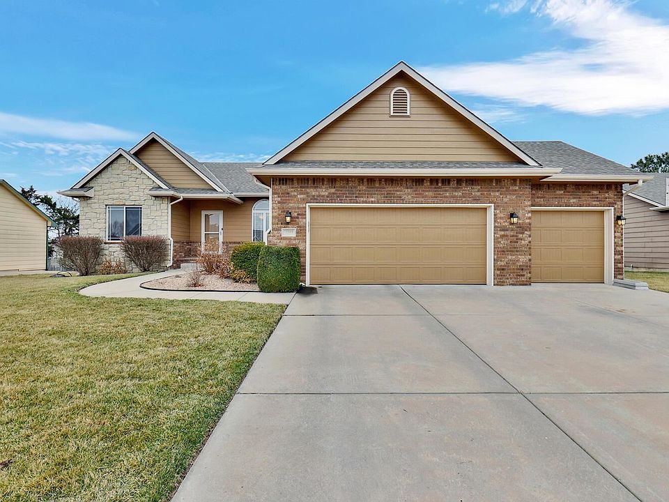 1st image of 11103 W Bristlecone Cir