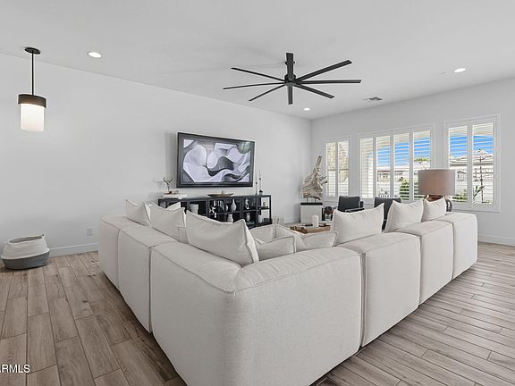 5th image of 1837 E VILLA LINDA Drive