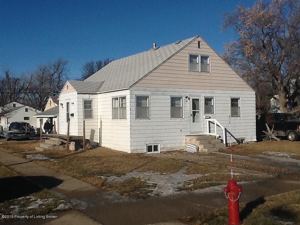 1st image of 1303 1st Ave E