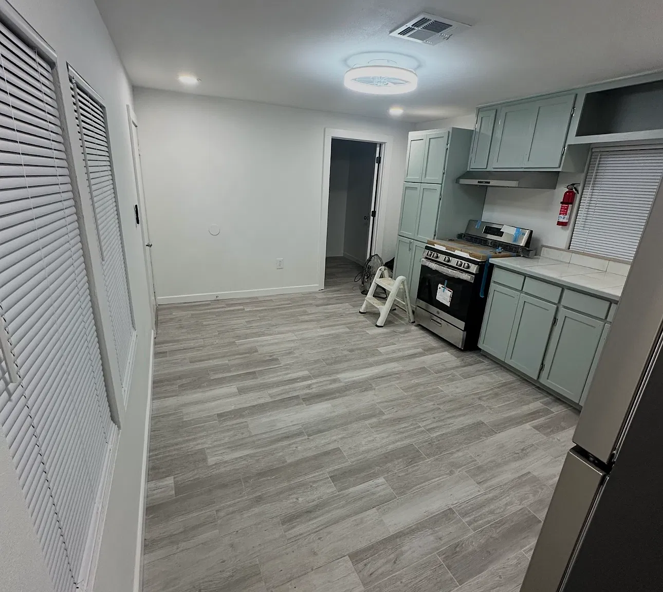 2 bed, 804 sqft, $1,200 — Photo 3