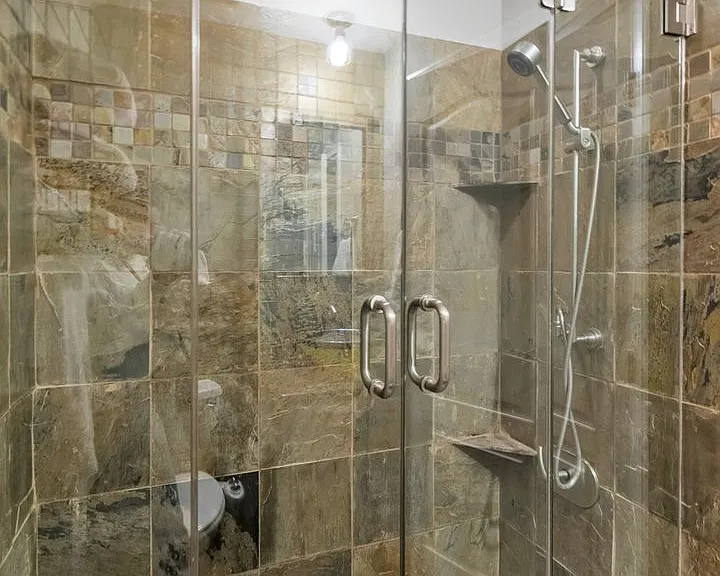 296 Doe Run Cir — Photo 134