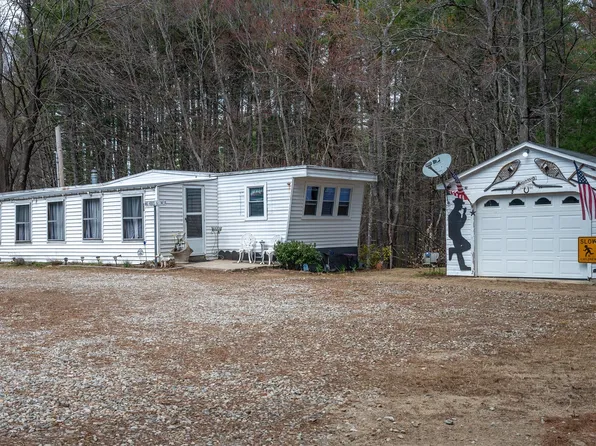 87 Turnpike Rd, Townsend, MA 01469