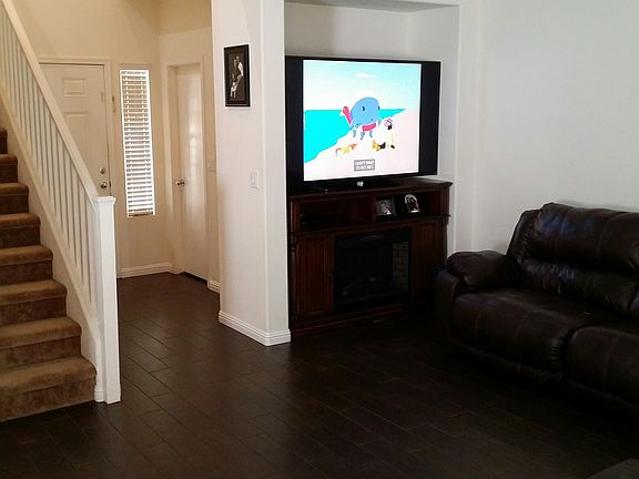 2nd image of 1013 Maple Pines Ave