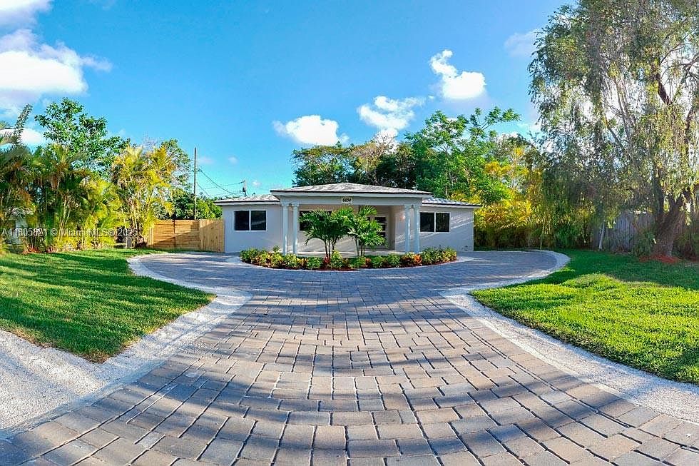 6634 SW 76th Ter, South Miami, FL 33143 | Zillow