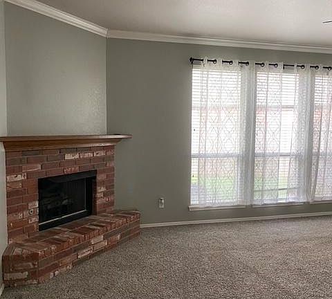 3rd image of 313 S Keats Dr