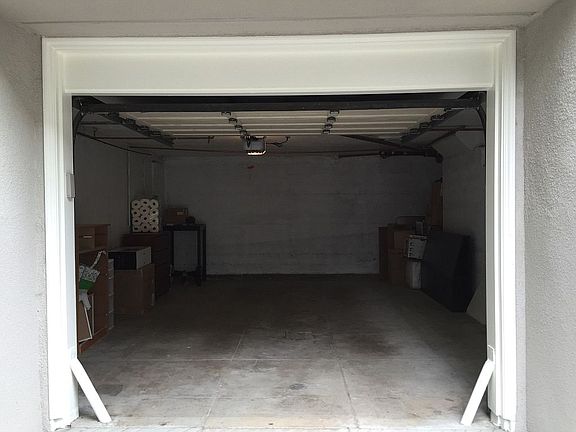 4th image of 1310 Greenwich St APT 302