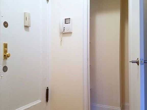 4th image of 248 W 17th St APT 408