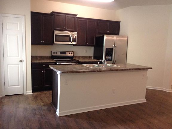 5th image of 8950 Bradstreet Commons Way