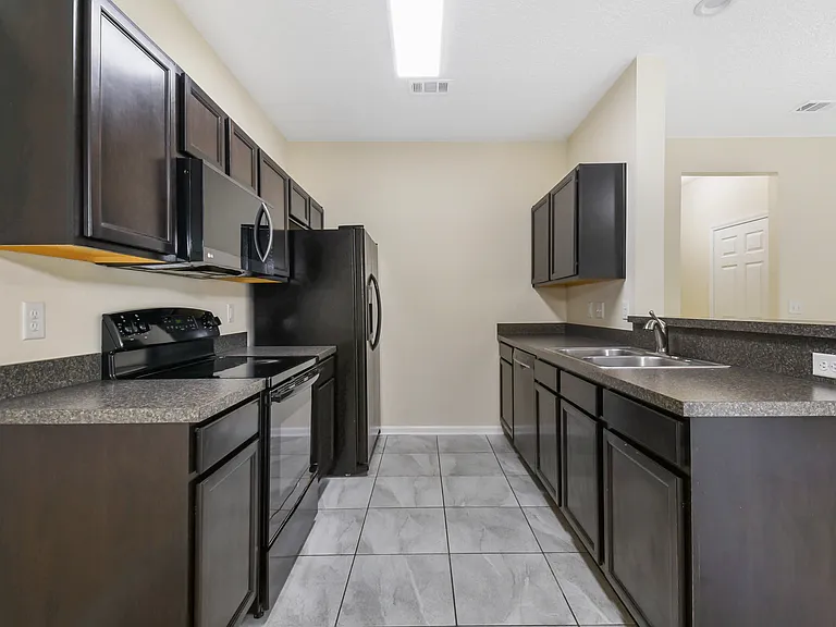 266 Moultrie Village Ln — Photo 22