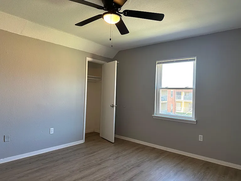 The Place at Baytown — Photo 10