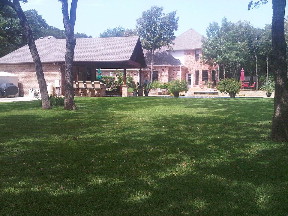 1st image of 440 Canyon Oaks Dr