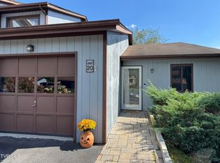 90 Tulip Grove Cir APT 20, Bristol, TN 37620