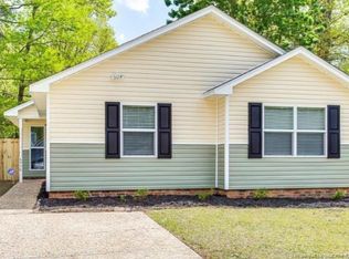 6956 Timberwood Dr, Fayetteville, NC 28314