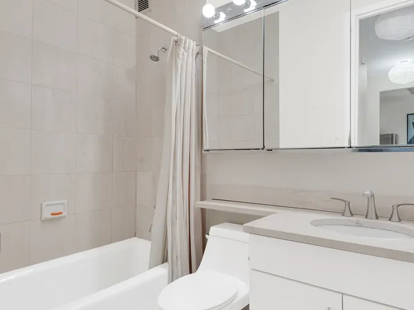 350 Albany Street 4F image 6 of 6