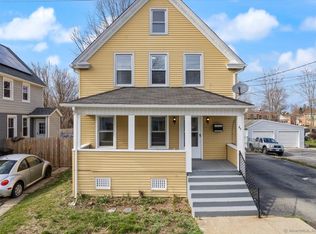 49 Warren St, New London, CT 06320