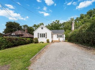 24 Welland Vale Rd, Saint Catharines, ON L2R 2L6