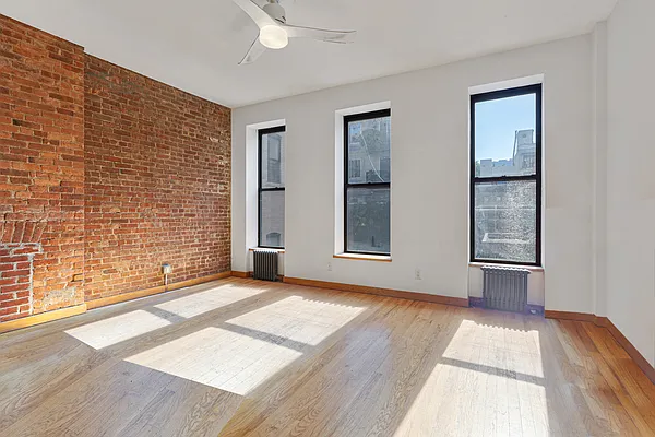 Rented by Elegran | media 26