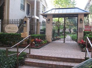 2700 Revere St APT 124, Houston, TX 77098