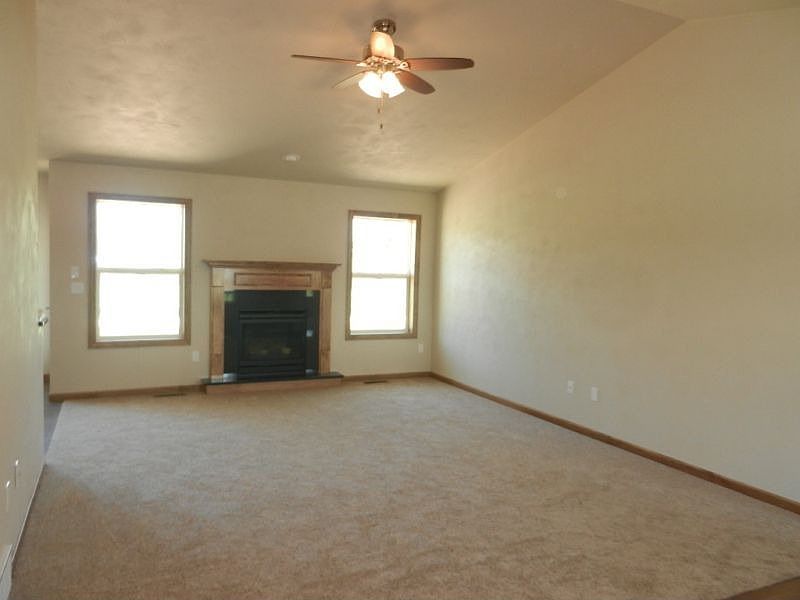 1st image of N9080 Blackoak St
