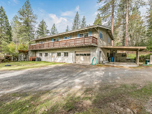 200 Hornet Ln, Grants Pass, OR 97527