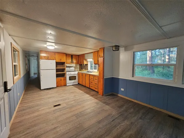 100 Mill Creek Rd Trailer 19, Saint Regis, MT 59866