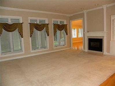 3rd image of 11991 Hollyhock Dr