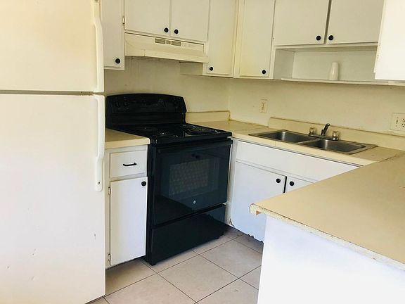 5th image of 1740 2nd Ave N APT 202