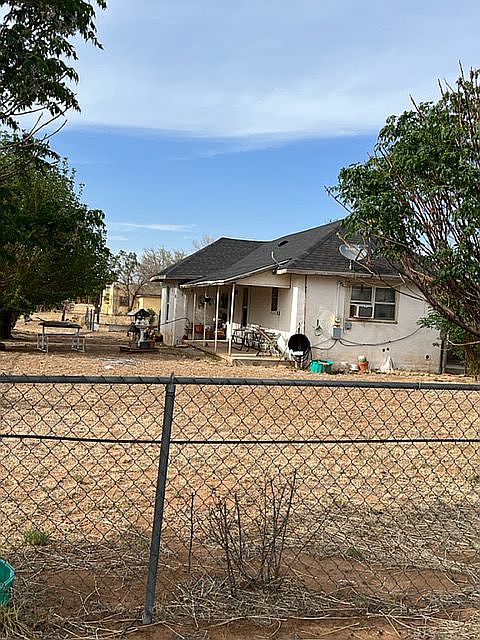 1st image of 709 McPherson St