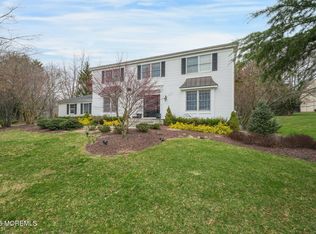 15 Huntley Road, Holmdel, NJ 07733