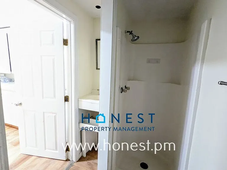 36 Prospect St #3 — Photo 17