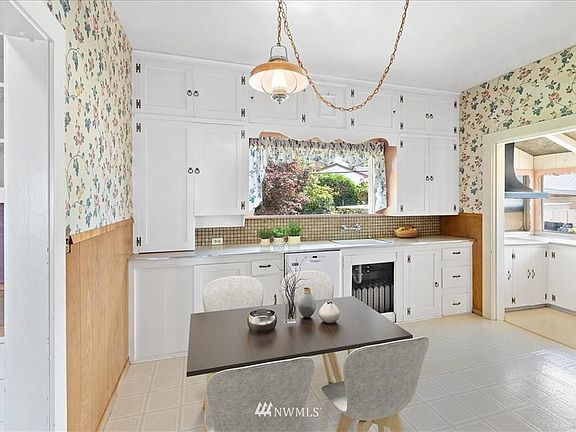 3rd image of 502 E Highland Ave