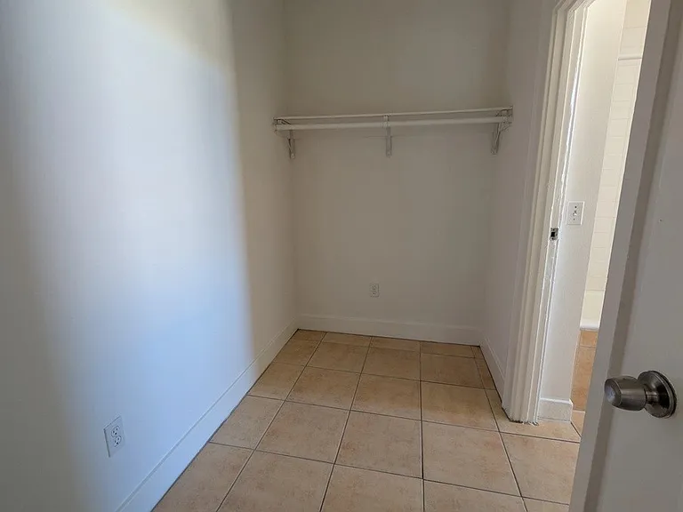 2801 San Marino St #12 — Photo 9
