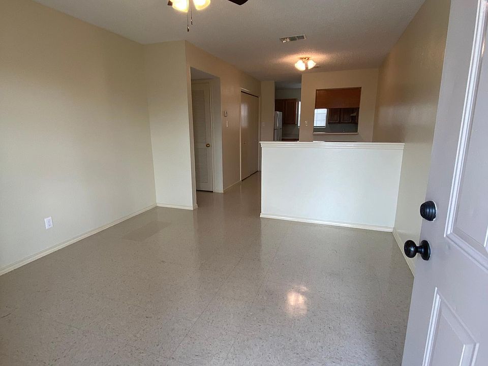 1st image of 1519 Park St
