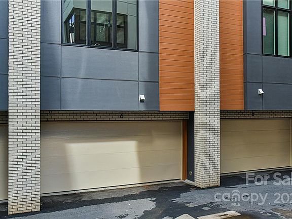 3rd image of 6 Bauhaus Ct