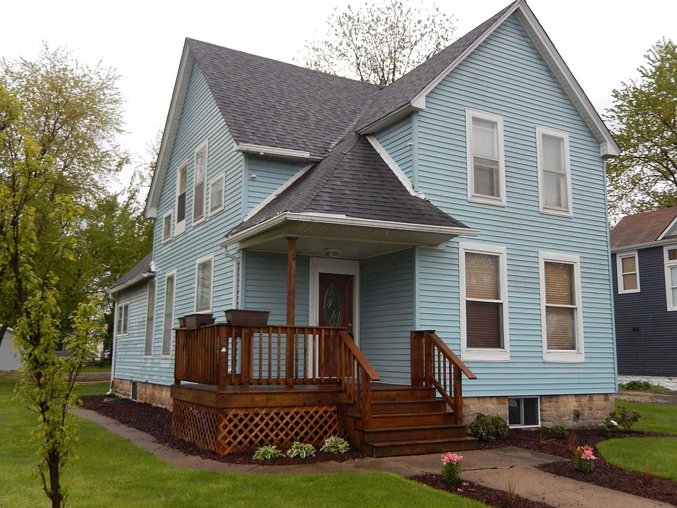 1st image of 117 W Illinois St