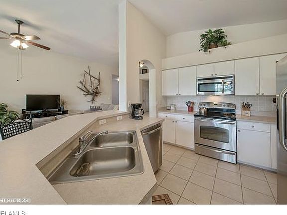 4th image of 23027 Lone Oak Dr
