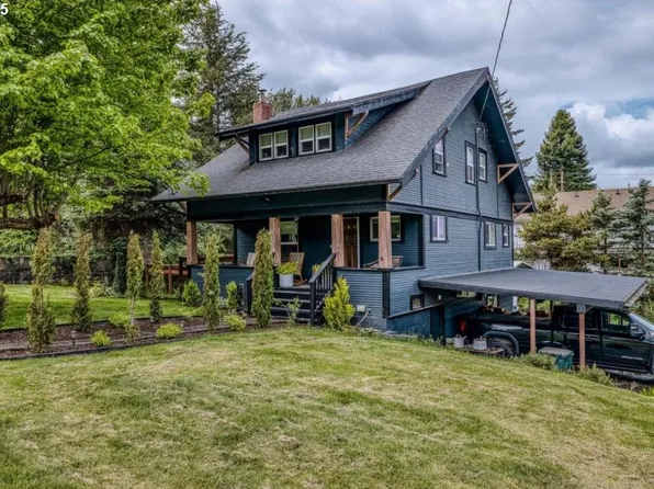 51 N Dean St, Coquille, OR 97423