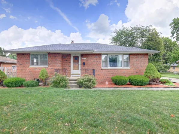 1212 Gertrude Ave, Champaign, IL 61821