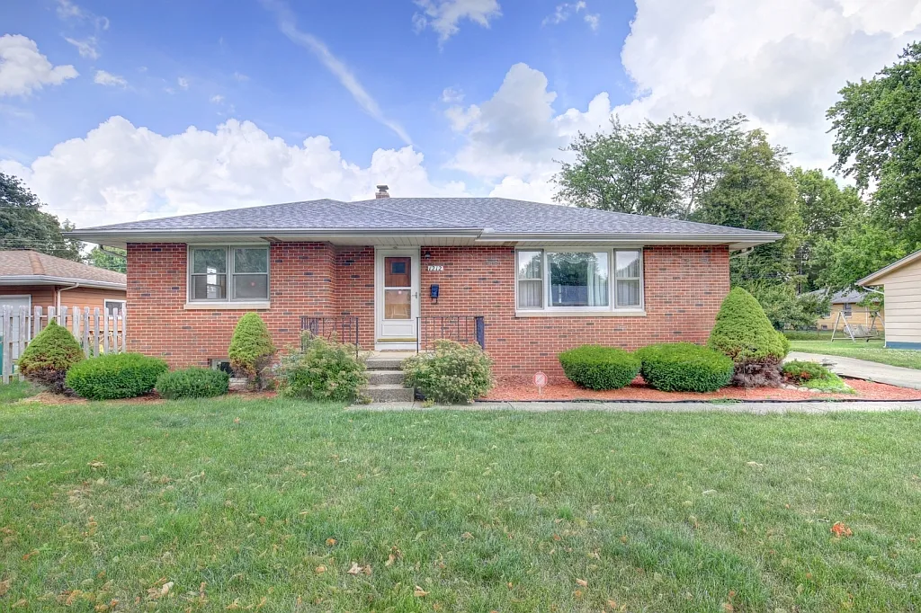 1212 Gertrude Ave photo 1