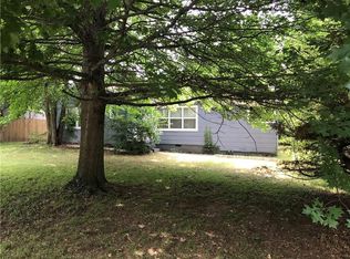 1307 N Maxwell Dr, Fayetteville, AR 72703