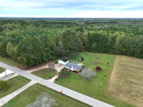 5868 Massey Rd, Zebulon, NC 27597