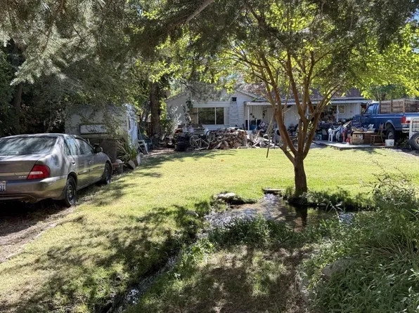 440 W Crocker Ave, Big Pine, CA 93513