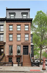 1 Monroe Place in Brooklyn Heights