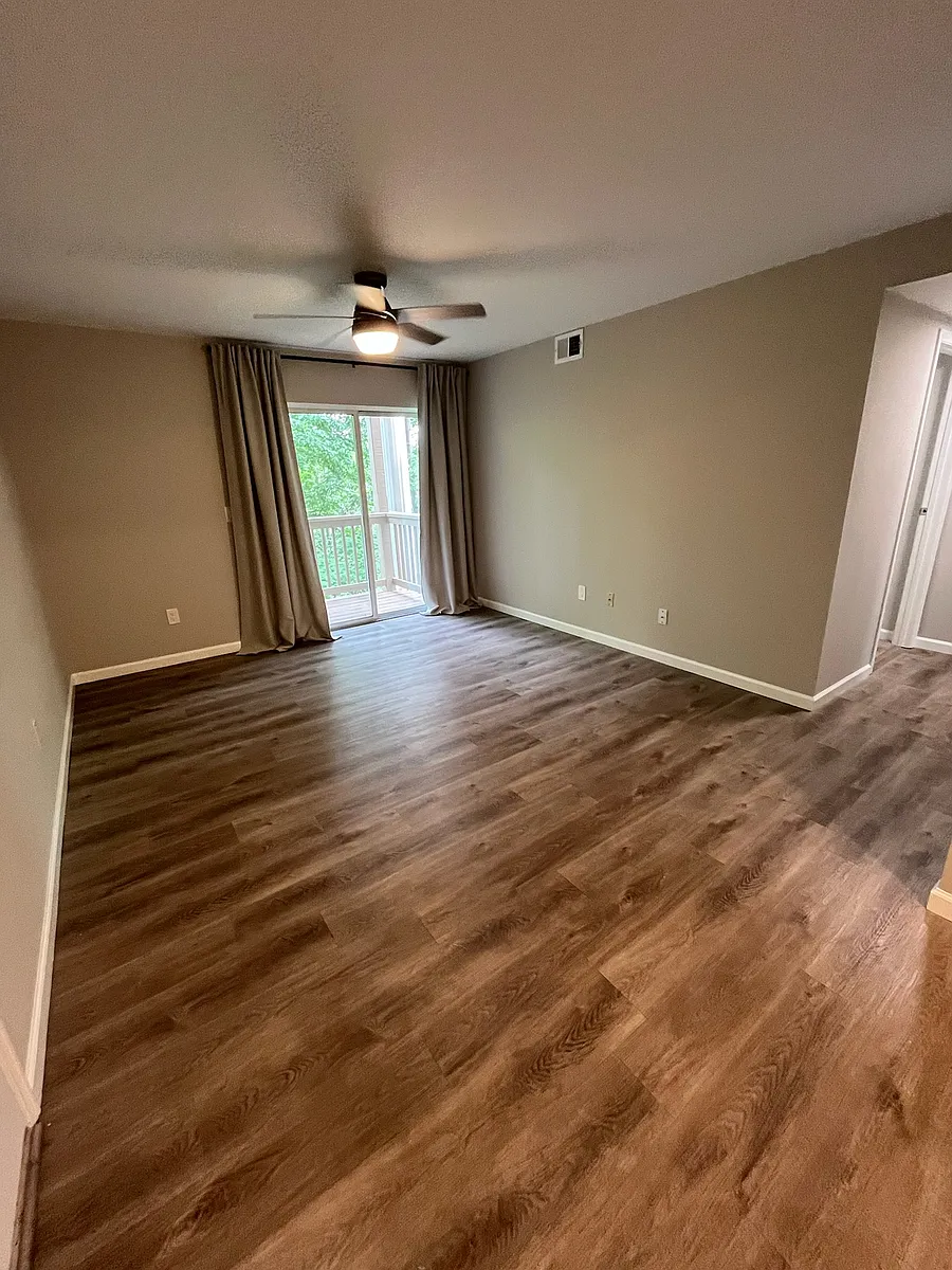 Building Photo - 757 Ridgeside Dr