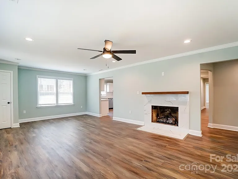 1101 Cherry St — Photo 6