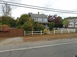 394 Woburn St, Lowell, MA 01852