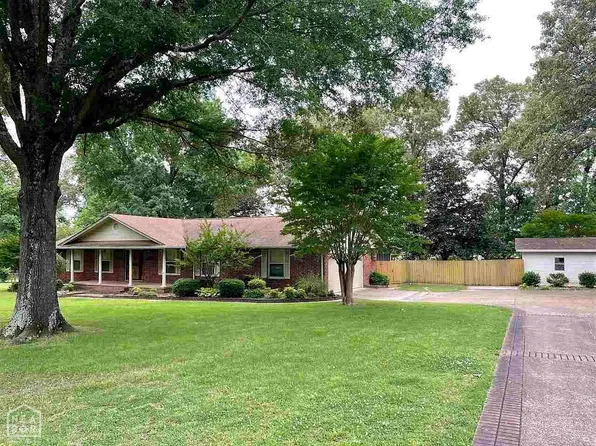 4111 Oakhill Ln, Jonesboro, AR 72405