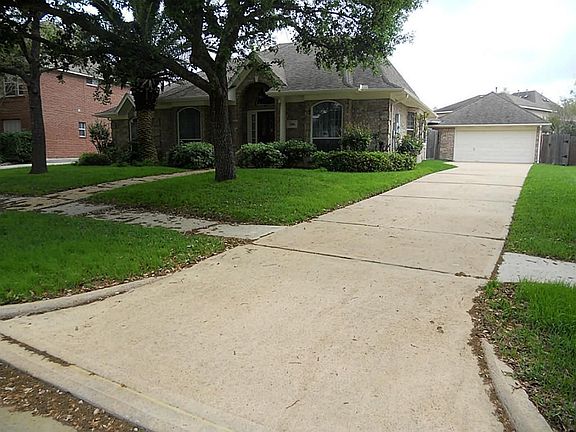 2nd image of 2218 Crimson Cove Ct